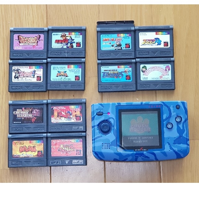 携帯用ゲーム機本体NEOGEO POCKET COLOR 本体とゲーム13本セット