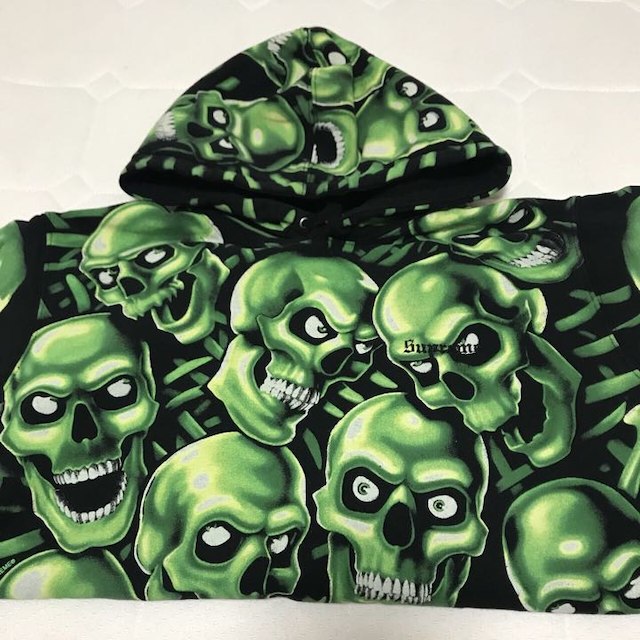 交換無料! Supreme - パーカー Sweartshirt Hooded Pile Skull Lサイズ パーカー 交換無料! Supreme - パーカー Sweartshirt Hooded Pile Skull Lサイズ パーカー
