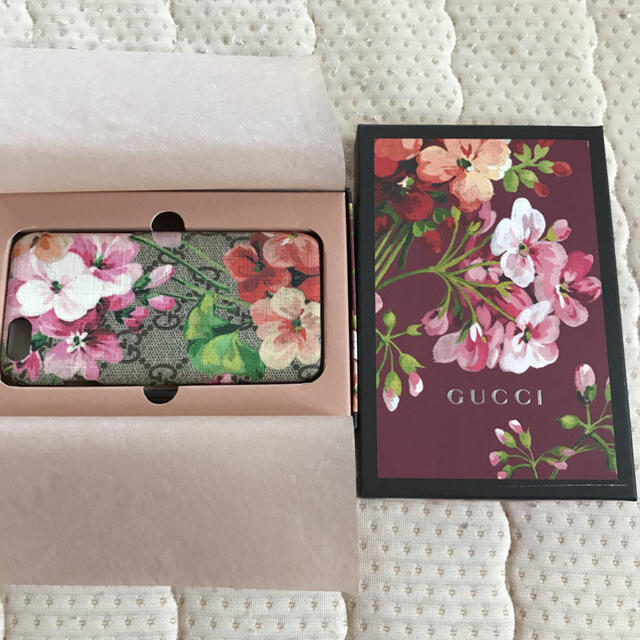 Gucci(グッチ)のGUCCI♡アイフォン6ケース スマホ/家電/カメラのスマホアクセサリー(iPhoneケース)の商品写真