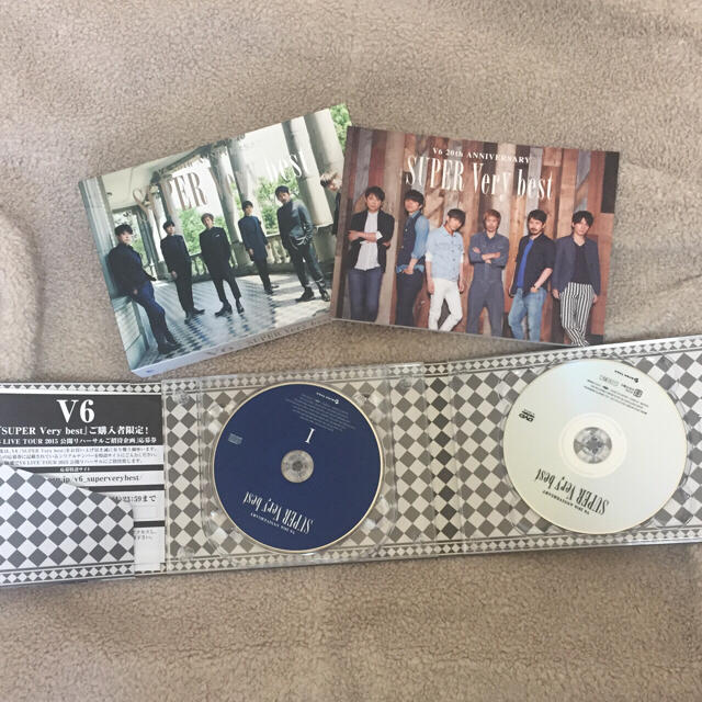 V6(ブイシックス)のV6 20周年ベストアルバム 初回限定版A エンタメ/ホビーのタレントグッズ(アイドルグッズ)の商品写真