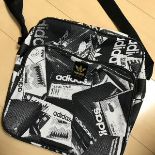 アディダス(adidas)のアディダス バッグ(ショルダーバッグ)