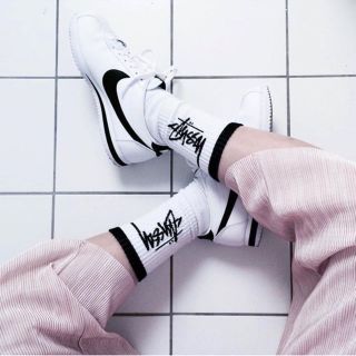 ステューシー(STUSSY)のLogo Socks white/black(その他)