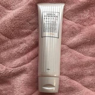 ミューラグジャス ボディークリーム(ボディクリーム)