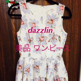 ダズリン(dazzlin)のdazzlin 花柄ワンピース(ひざ丈ワンピース)