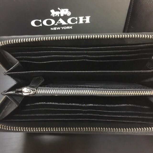 COACH F74999 エンボスドレザー  ラウンドファスナー 長財布 黒