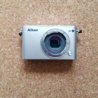 ニコン(Nikon)のNIKON 1 J3 ボディ シルバー(その他)