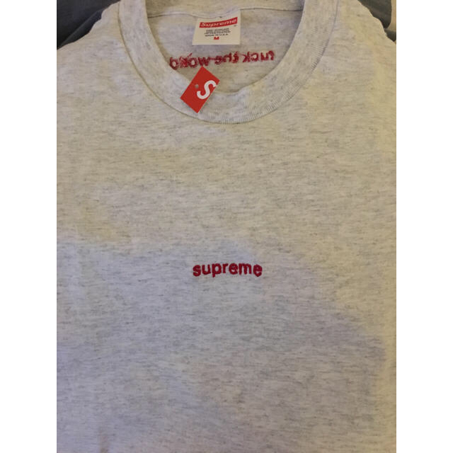 supreme スモールロゴ