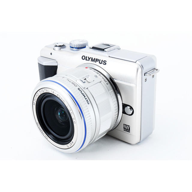 ☆スマホに写真を送れる☆オリンパス E-PL1 シルバー レンズキット