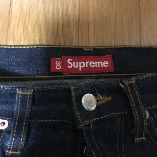 Supreme - supreme rigid slim jeans 30インチ の通販｜ラクマ