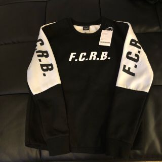 エフシーアールビー(F.C.R.B.)のfcrbブリストル スリーブロゴクルーネックスウェット(スウェット)