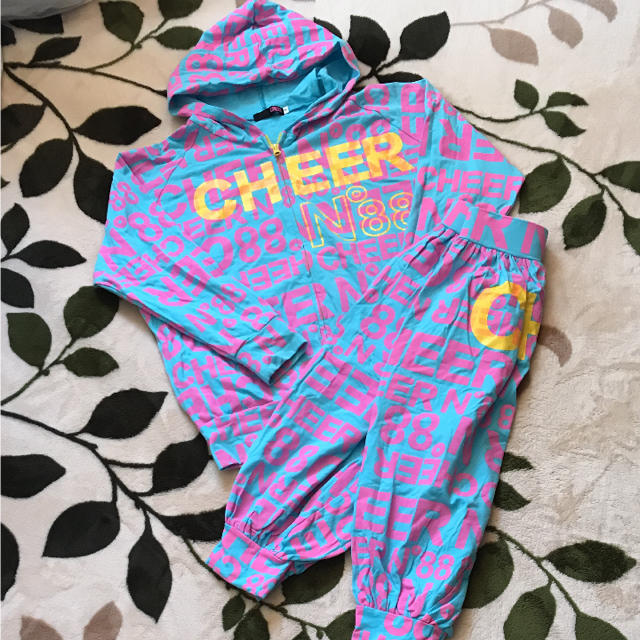 CHEER(チアー)のCHEER ✴︎ セットアップ キッズ/ベビー/マタニティのキッズ服女の子用(90cm~)(その他)の商品写真