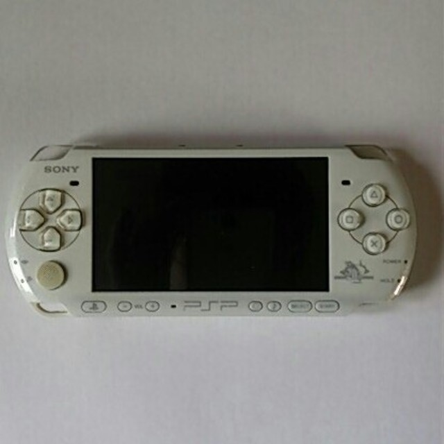 PlayStation Portable(プレイステーションポータブル)のPSP3000 エンタメ/ホビーのゲームソフト/ゲーム機本体(携帯用ゲーム機本体)の商品写真