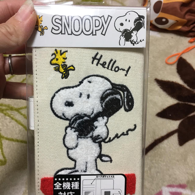 Snoopy 新品 スヌーピー 全機種対応 手帳型 スマホケース ホワイトの通販 By まな S Shop スヌーピーならラクマ