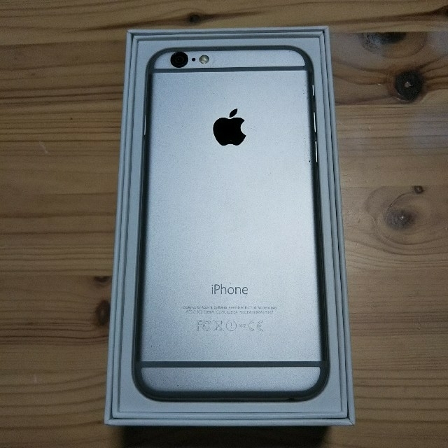 iPhone(アイフォーン)のiPhone6 16GB スペースグレイ スマホ/家電/カメラのスマートフォン/携帯電話(スマートフォン本体)の商品写真