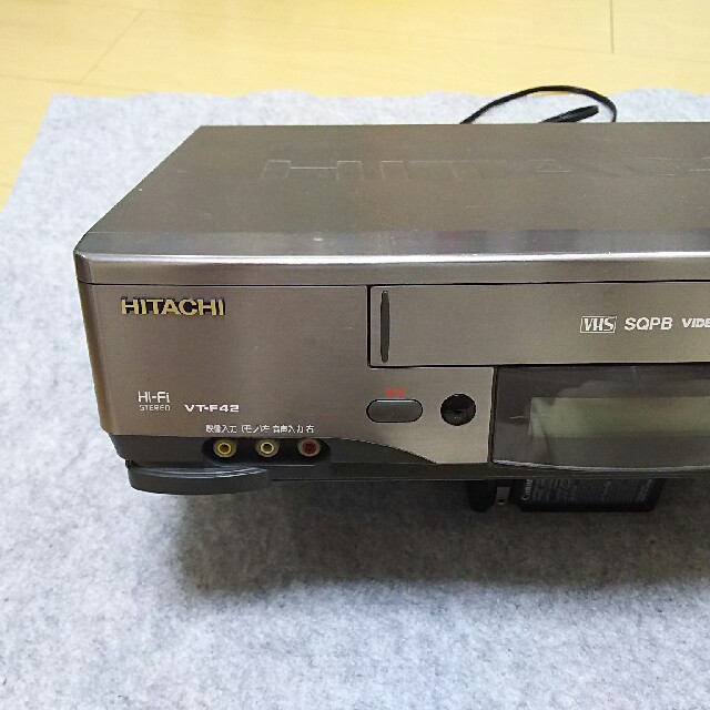 日立(ヒタチ)のVHS Hi-Fiビデオデッキ スマホ/家電/カメラのテレビ/映像機器(その他)の商品写真