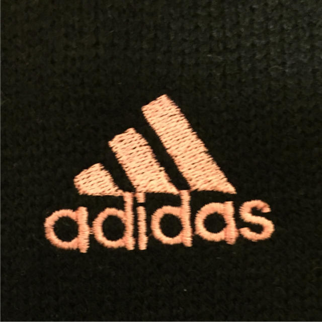 adidas(アディダス)のadidas セーターの袖のようなマフラー レディースのファッション小物(マフラー/ショール)の商品写真