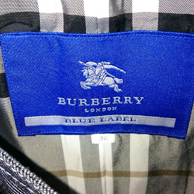 BURBERRY BLUE LABEL(バーバリーブルーレーベル)のバーバリーブルーレーベル デニムコート レディースのジャケット/アウター(Gジャン/デニムジャケット)の商品写真