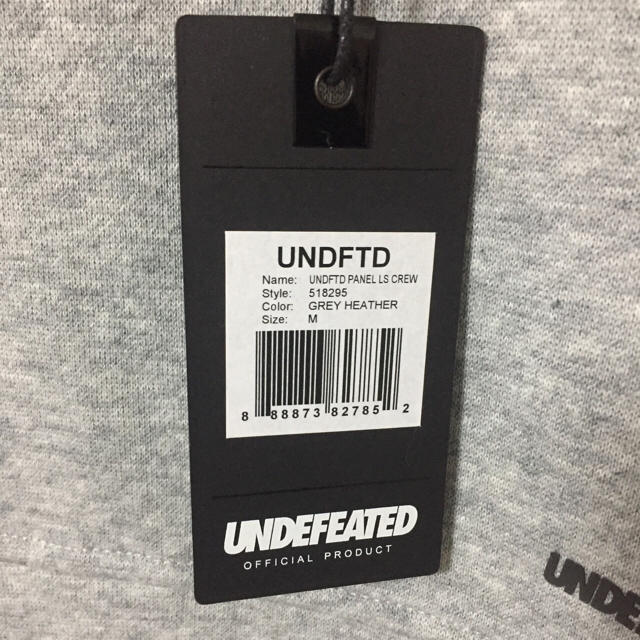 UNDEFEATED(アンディフィーテッド)の新品未使用 UNDEFEATED スウェット/トレーナー  メンズのトップス(スウェット)の商品写真