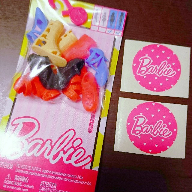 Barbie(バービー)の虹様専用☆Barbie  靴 セット キッズ/ベビー/マタニティのおもちゃ(ぬいぐるみ/人形)の商品写真