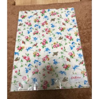 キャスキッドソン(Cath Kidston)のキャスキッドソン A4クリアファイル 付録 花柄 鳥 未使用(ファイル/バインダー)