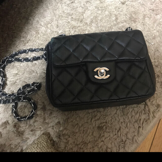 CHANEL(シャネル)の難あり CHANEL ミニマトラッセ レディースのバッグ(ショルダーバッグ)の商品写真