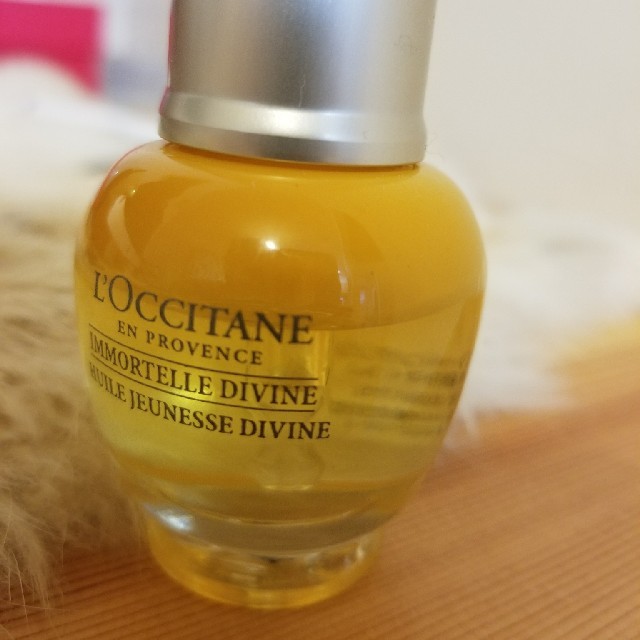 L'OCCITANE(ロクシタン)の【中古品】L'OCCITANE　ディヴァイン　オイル　15ml コスメ/美容のスキンケア/基礎化粧品(フェイスオイル/バーム)の商品写真