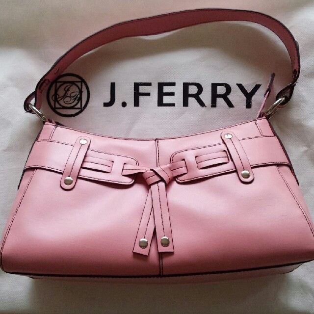 J.FERRY(ジェイフェリー)のJ.FERRY　ピンクのバック レディースのバッグ(ショルダーバッグ)の商品写真