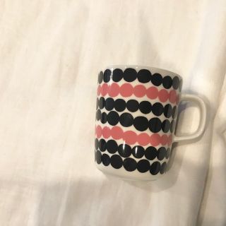 マリメッコ(marimekko)のマリメッコ  マグ  ラシィマット ピンク(グラス/カップ)