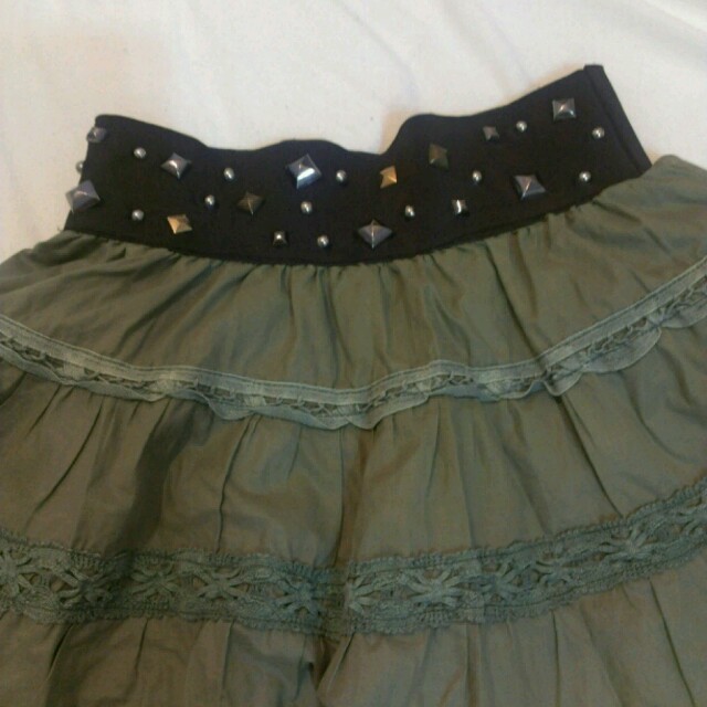titty&co(ティティアンドコー)のtitty&co♡スタッズスカート レディースのスカート(ミニスカート)の商品写真
