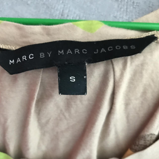 MARC BY MARC JACOBS(マークバイマークジェイコブス)のマークジェイコブス・トップス レディースのトップス(Tシャツ(半袖/袖なし))の商品写真