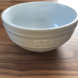 ストウブ(STAUB)のイーマ様専用【新品・未使用】staub ボウル 12cm ホワイト(食器)