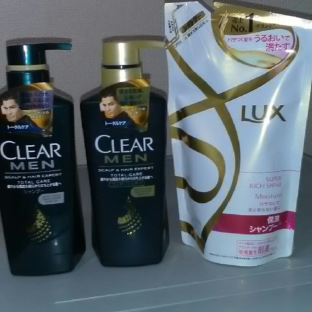 Unilever(ユニリーバ)のクリアメンズシャンプー&ヘアコンディショナー各１本とLUX保湿シャンプー詰め替え コスメ/美容のヘアケア/スタイリング(シャンプー)の商品写真