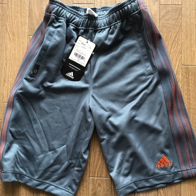 adidas(アディダス)のみるく様 専用 キッズ/ベビー/マタニティのキッズ服男の子用(90cm~)(パンツ/スパッツ)の商品写真