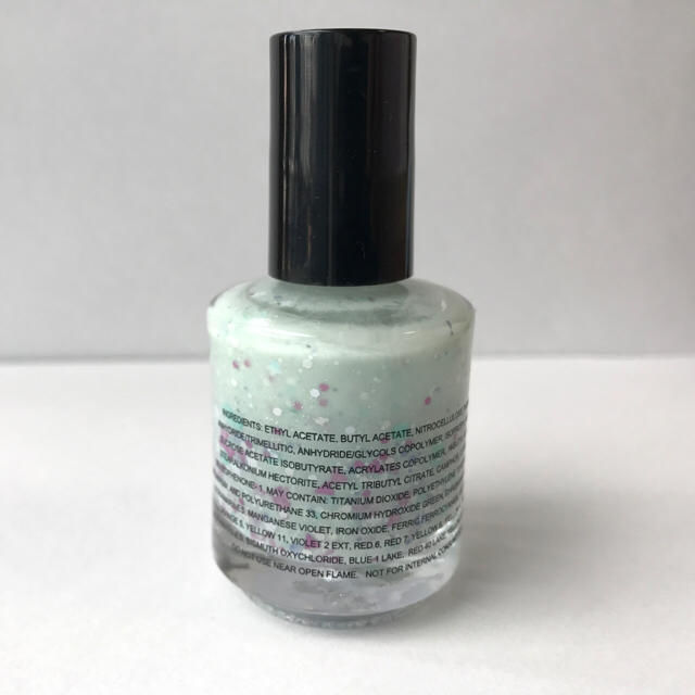 KBShimmer(ケイビーシマー)のKBshimmer COOL HAND CUKE コスメ/美容のネイル(マニキュア)の商品写真