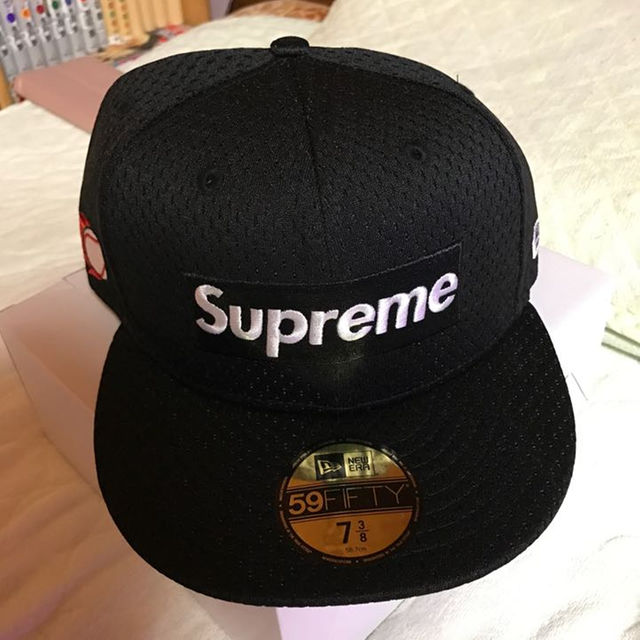 シュプリーム ニューエラ ボックスロゴ キャップ  黒 supreme