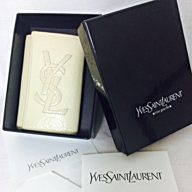 Saint Laurent(サンローラン)のイヴサンローラン キーケース その他のその他(その他)の商品写真