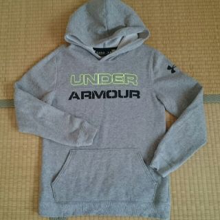 アンダーアーマー(UNDER ARMOUR)の★UNDER ARMOURアンダーアーマーパーカー  YXL(Tシャツ/カットソー)