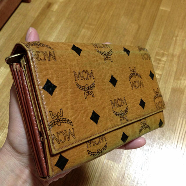 MCM(エムシーエム)の難あり MCM☆長財布 レディースのファッション小物(財布)の商品写真