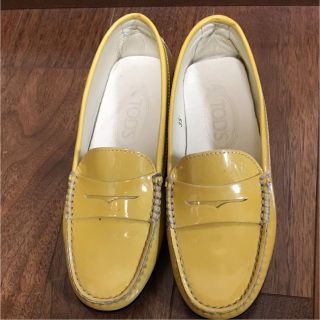 トッズ(TOD'S)のトッズ  カラーローファー(ローファー/革靴)