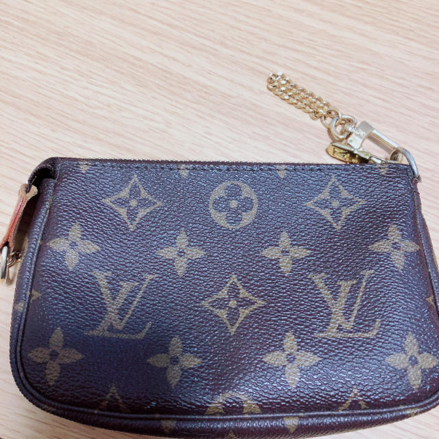 正規品 LOUIS VUITTON ポーチ