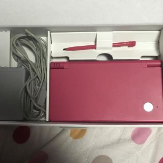 ニンテンドーDS(ニンテンドーDS)のニンテンドーDSi ピンク(携帯用ゲーム機本体)