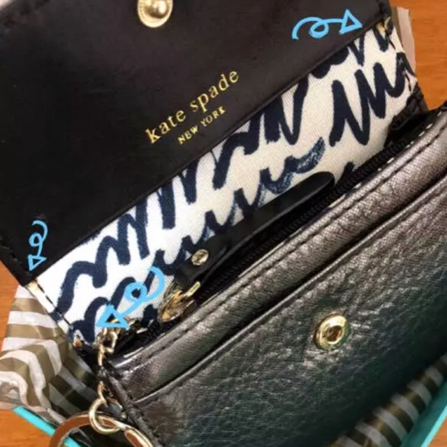 kate spade new york(ケイトスペードニューヨーク)のコイン、パスケース レディースのファッション小物(名刺入れ/定期入れ)の商品写真