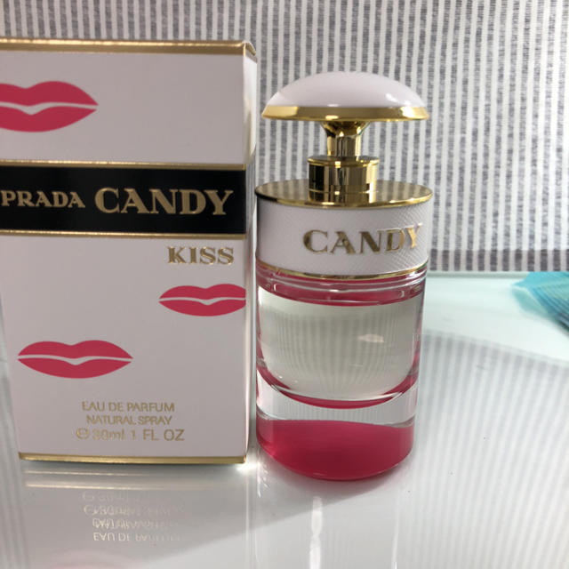 PRADA(プラダ)のプラダ キャンディキス 30ml コスメ/美容の香水(香水(女性用))の商品写真