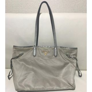 プラダ(PRADA)のトートバッグ(トートバッグ)