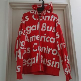 シュプリーム(Supreme)の値下げ 07 L supreme illegal business パーカー 赤(パーカー)