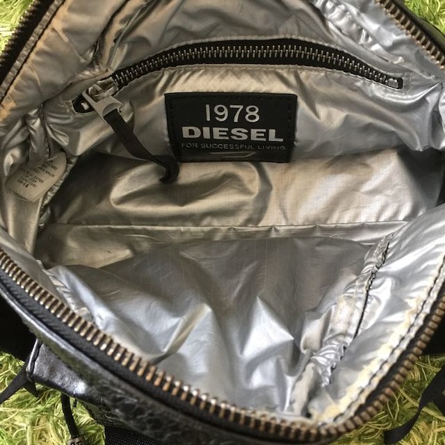 DIESEL(ディーゼル)のディーゼル バッグ メンズのバッグ(その他)の商品写真