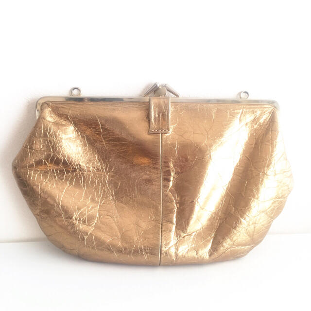 H.P.FRANCE(アッシュペーフランス)のスウィートハート  リボン付きゴールドバック レディースのバッグ(ショルダーバッグ)の商品写真
