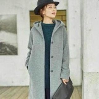 ユニクロ(UNIQLO)のUNIQLO フード付きコート ブラック(チェスターコート)