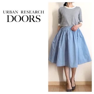 アーバンリサーチドアーズ(URBAN RESEARCH DOORS)のアーバンリサーチドアーズ☆ミドル丈☆スカート☆フレア☆イエナ、アンタイトル好きに(ひざ丈スカート)