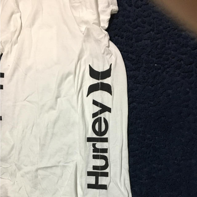 Hurley(ハーレー)のHurley Tシャツ レディースのトップス(Tシャツ(半袖/袖なし))の商品写真